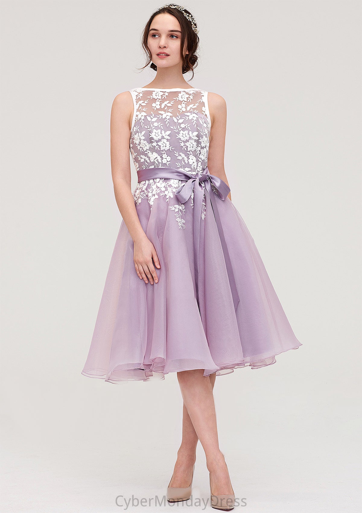 Bateau Sleeveless Organza Knee-Length A-line/Princess Bridesmaid Dresses With Sashes Lace Itzel DTP0025358