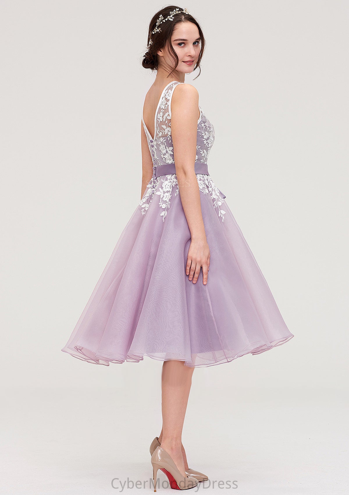 Bateau Sleeveless Organza Knee-Length A-line/Princess Bridesmaid Dresses With Sashes Lace Itzel DTP0025358