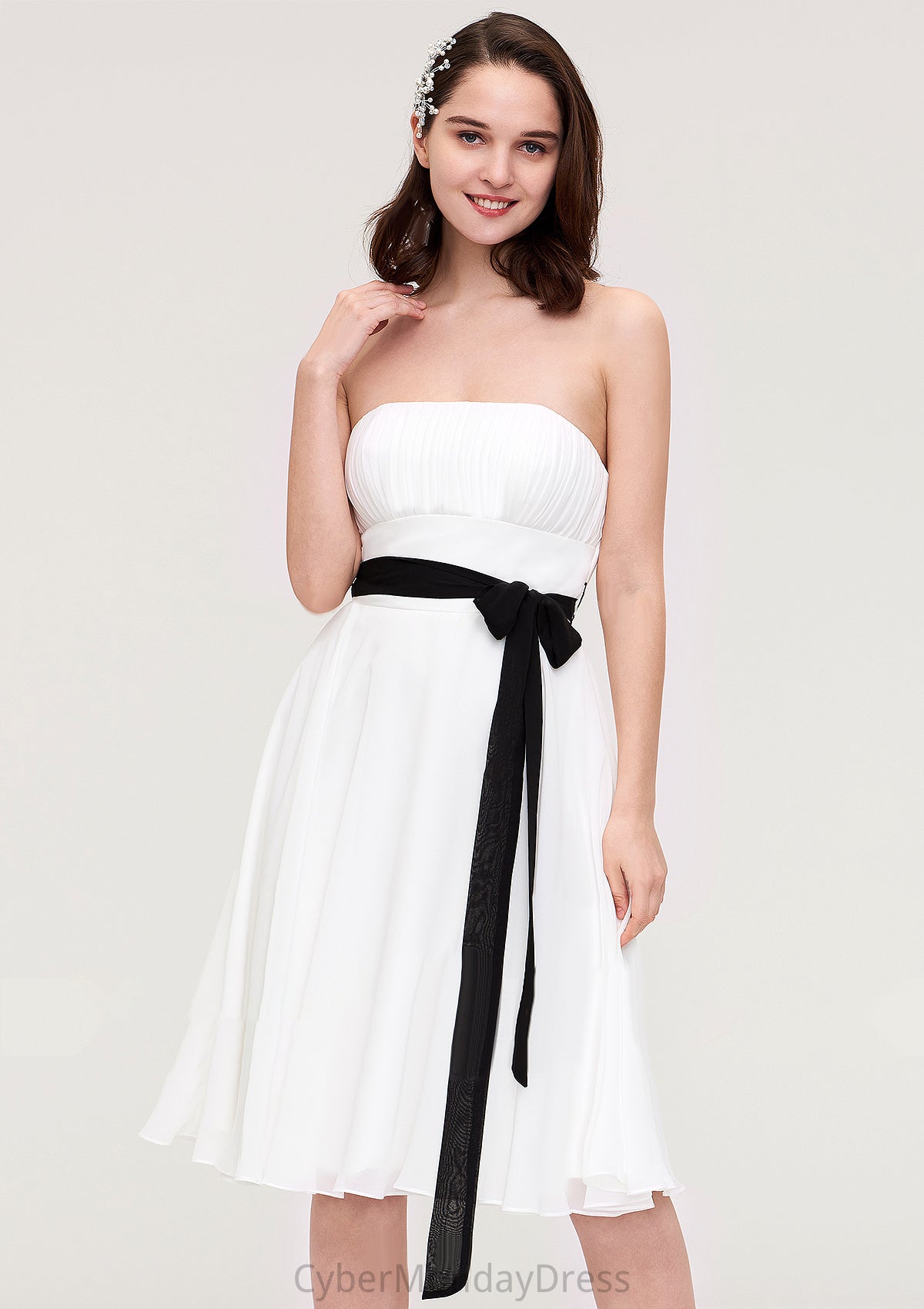 Strapless Sleeveless Knee-Length Chiffon A-line/Princess Bridesmaid Dresses With Pleated Sashes Nyasia DTP0025436