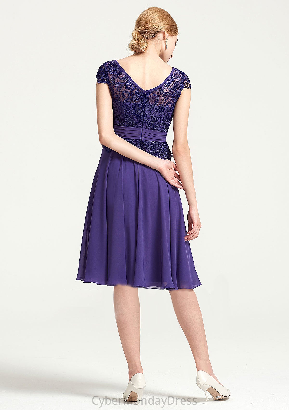 Sleeveless Bateau Knee-Length A-line/Princess Chiffon Bridesmaid Dresses With Rhinestone Appliqued Sashes Akira DTP0025496