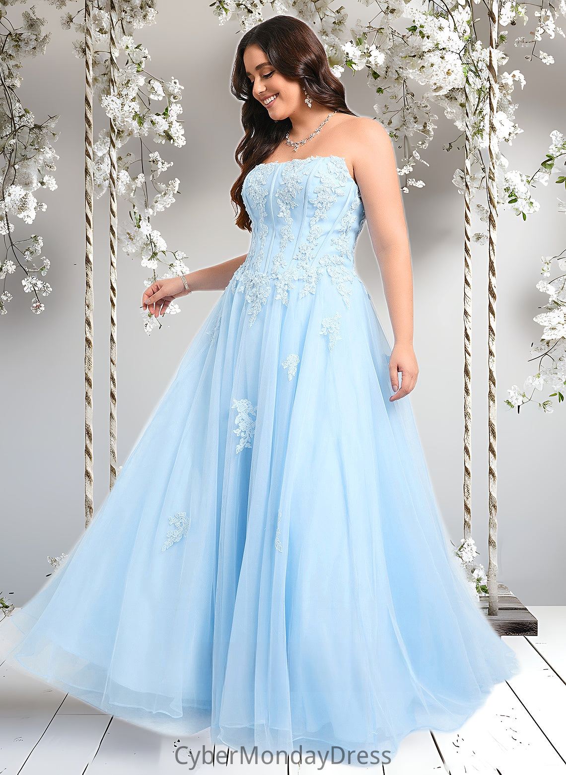 Rhianna Ball-Gown/Princess Straight Sweep Train Tulle Prom Dresses With Sequins Appliques Lace DTP0025864