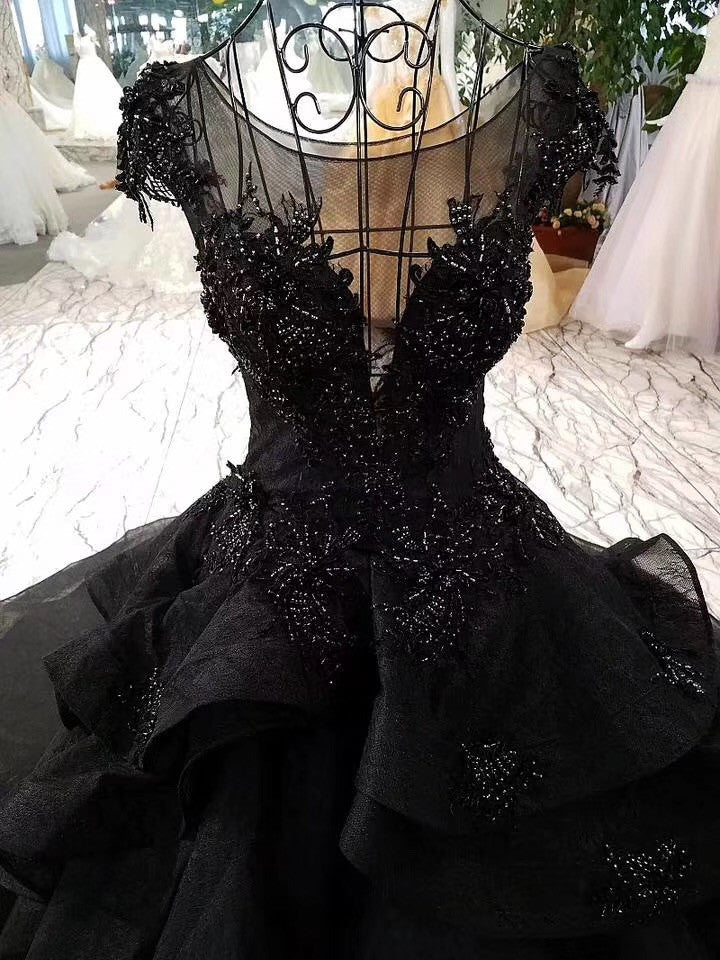 Stunning Cap Sleeves Ball Gown Black Long Wedding Dresses with Beads