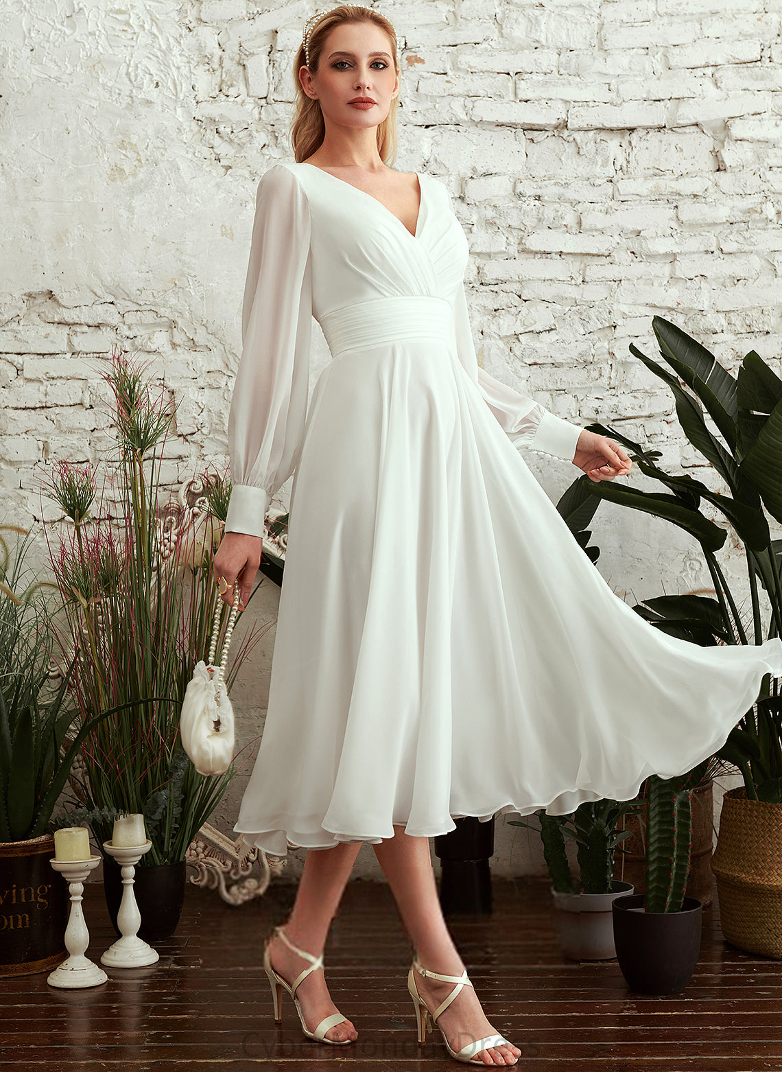 Wedding Tea-Length Wedding Dresses A-Line V-neck Chiffon Dress Madeleine