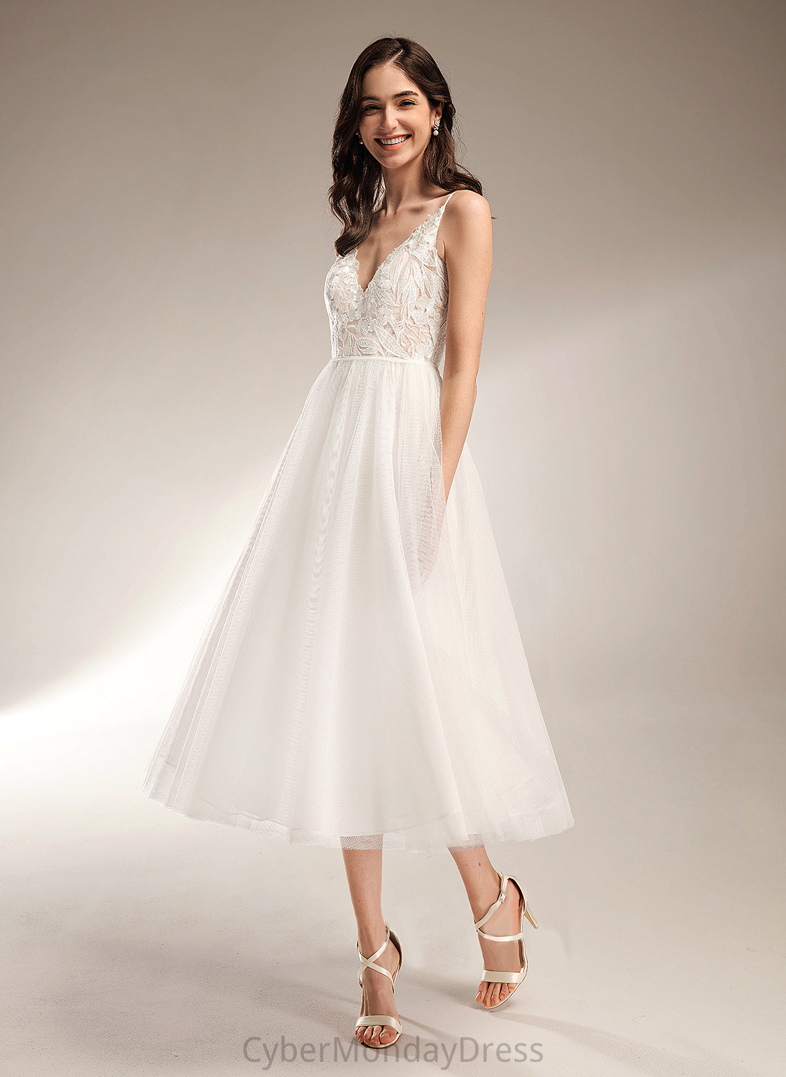 Tea-Length Tulle Lace A-Line Lena Dress Wedding V-neck Wedding Dresses