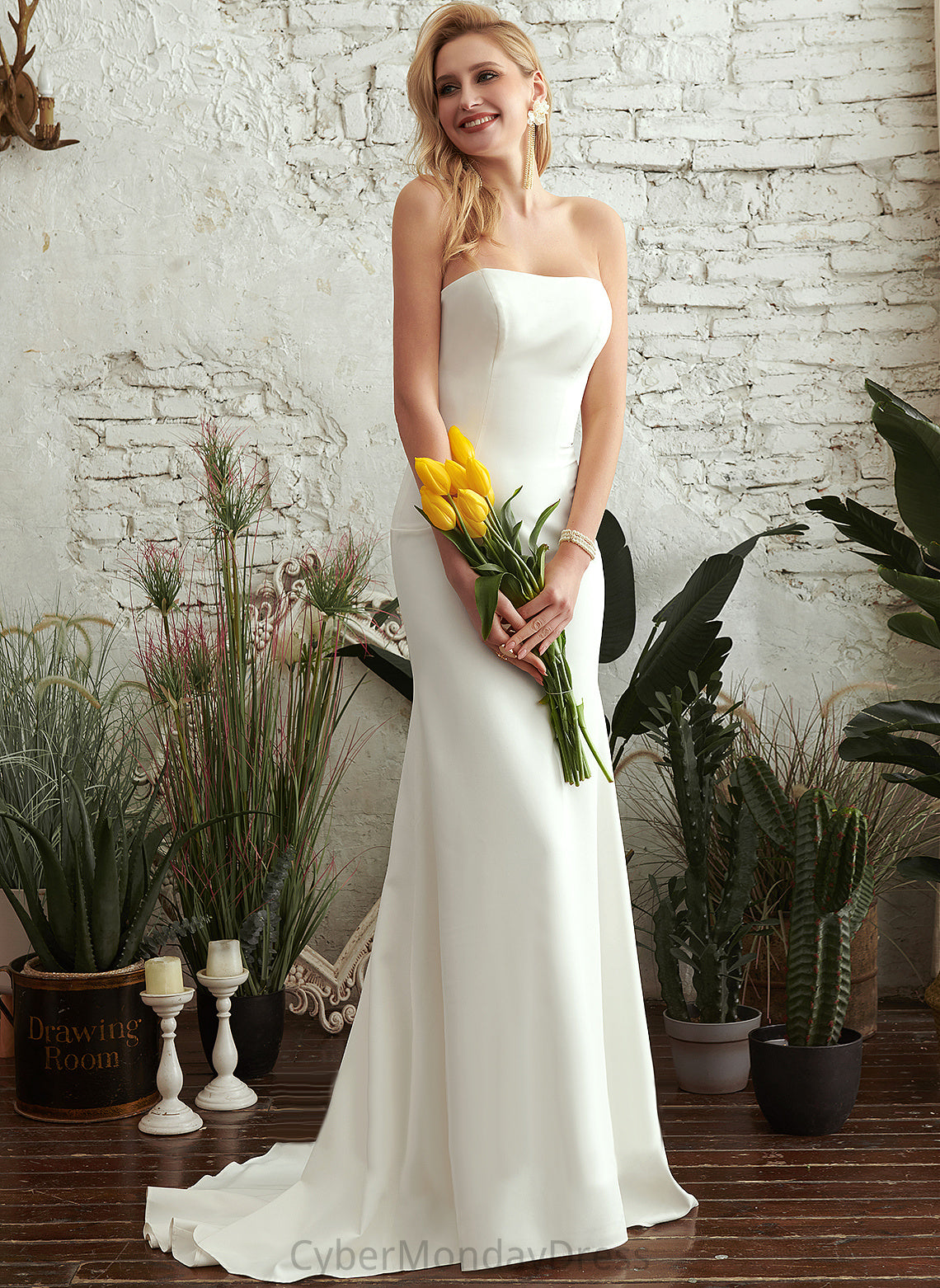 Wedding Stretch Madalynn Train Crepe Strapless Dress Sweep Trumpet/Mermaid Wedding Dresses