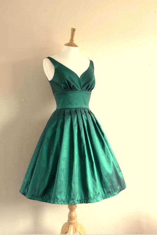 Green A Line V Neck Sleeveless V Back Short Prom Dresses