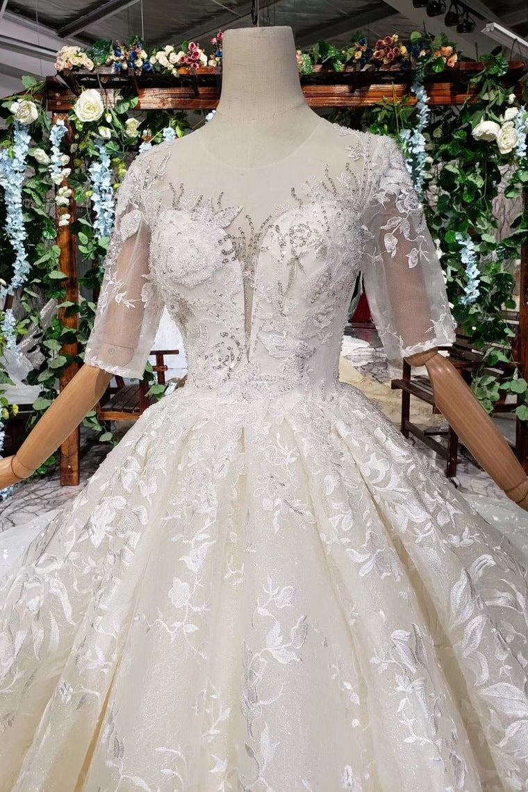 Luxury Lace Wedding Dresses Scoop Half Sleeves Appliques Ball Gown