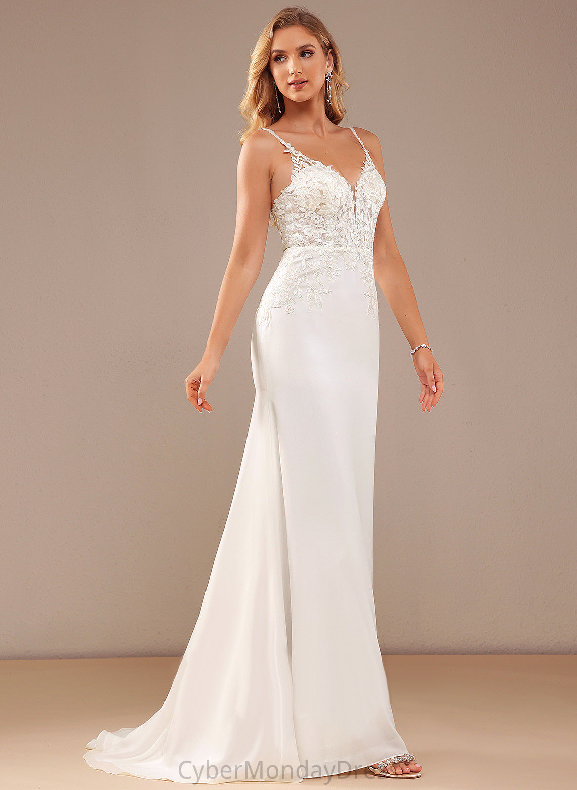 With Beading Trumpet/Mermaid Lace Wedding Chiffon Kristin V-neck Court Train Wedding Dresses Dress