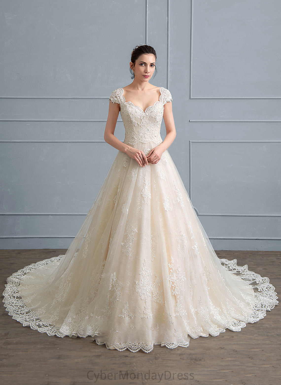 Tulle Cathedral Ball-Gown/Princess Sequins Beading Lea Dress Wedding Dresses Wedding Lace Sweetheart With Train