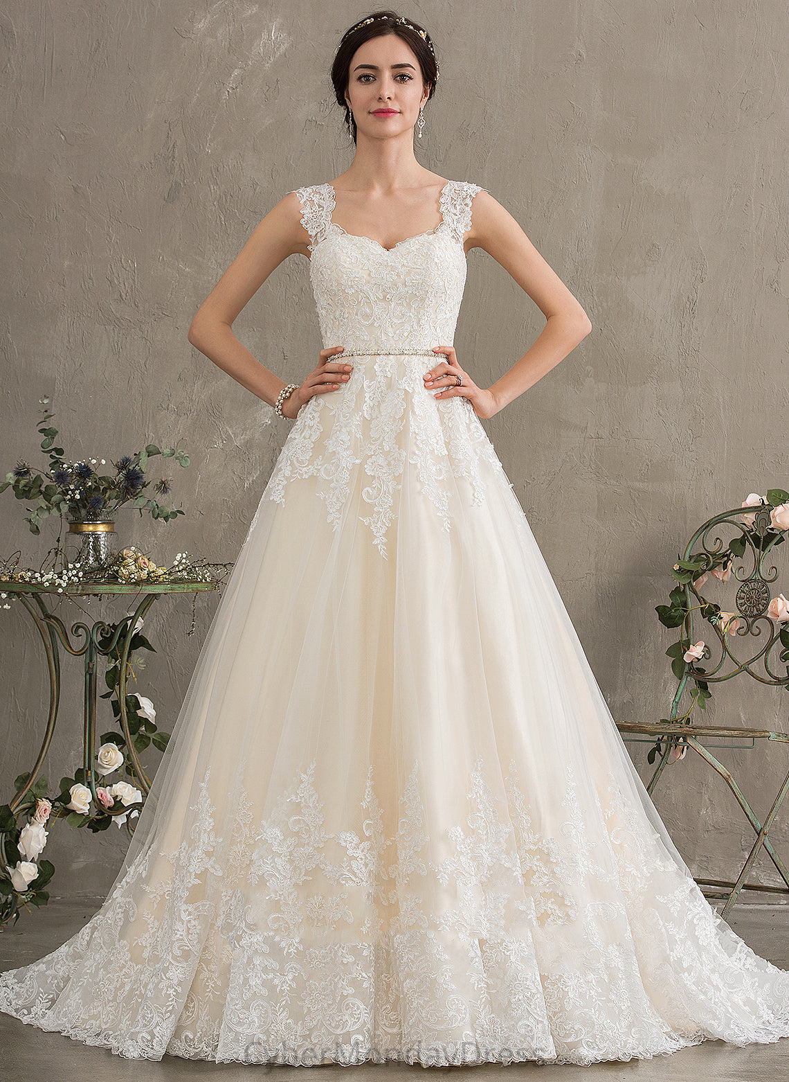 With Lizbeth Lace Sequins Wedding Beading Sweetheart Dress Ball-Gown/Princess Court Train Wedding Dresses Tulle