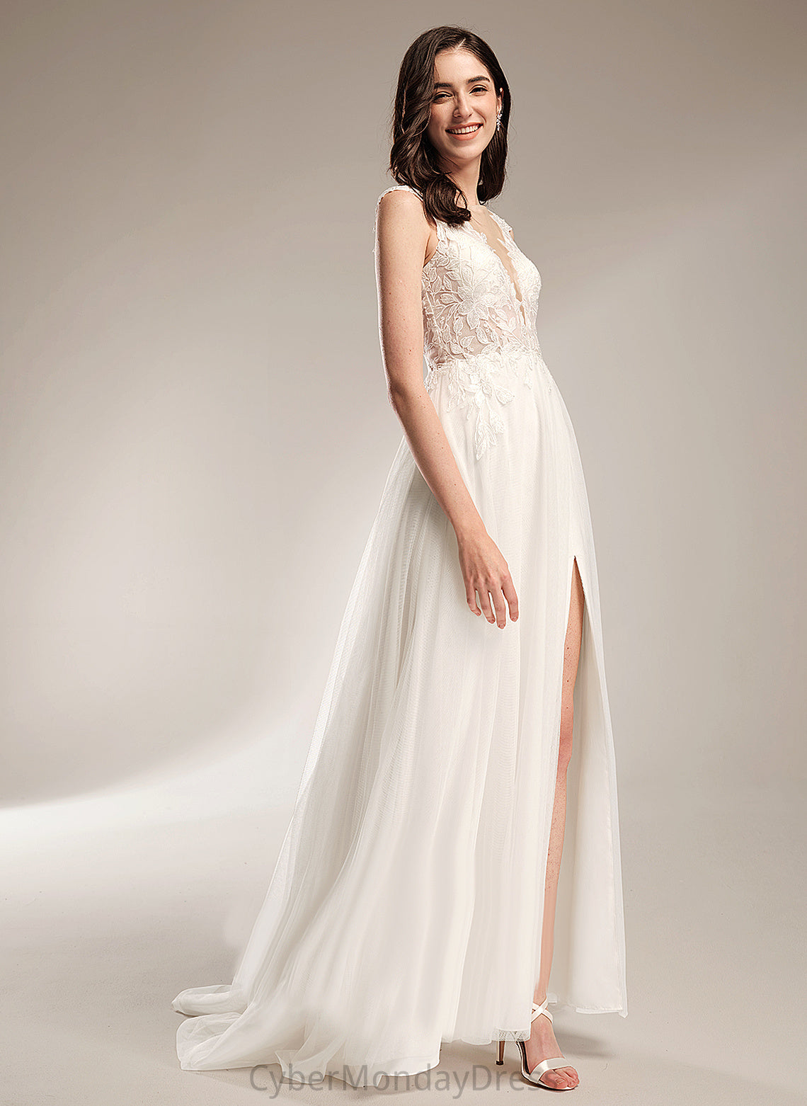 Wedding Court Wedding Dresses Sequins With Dress Tulle Lace V-neck Amy Train A-Line