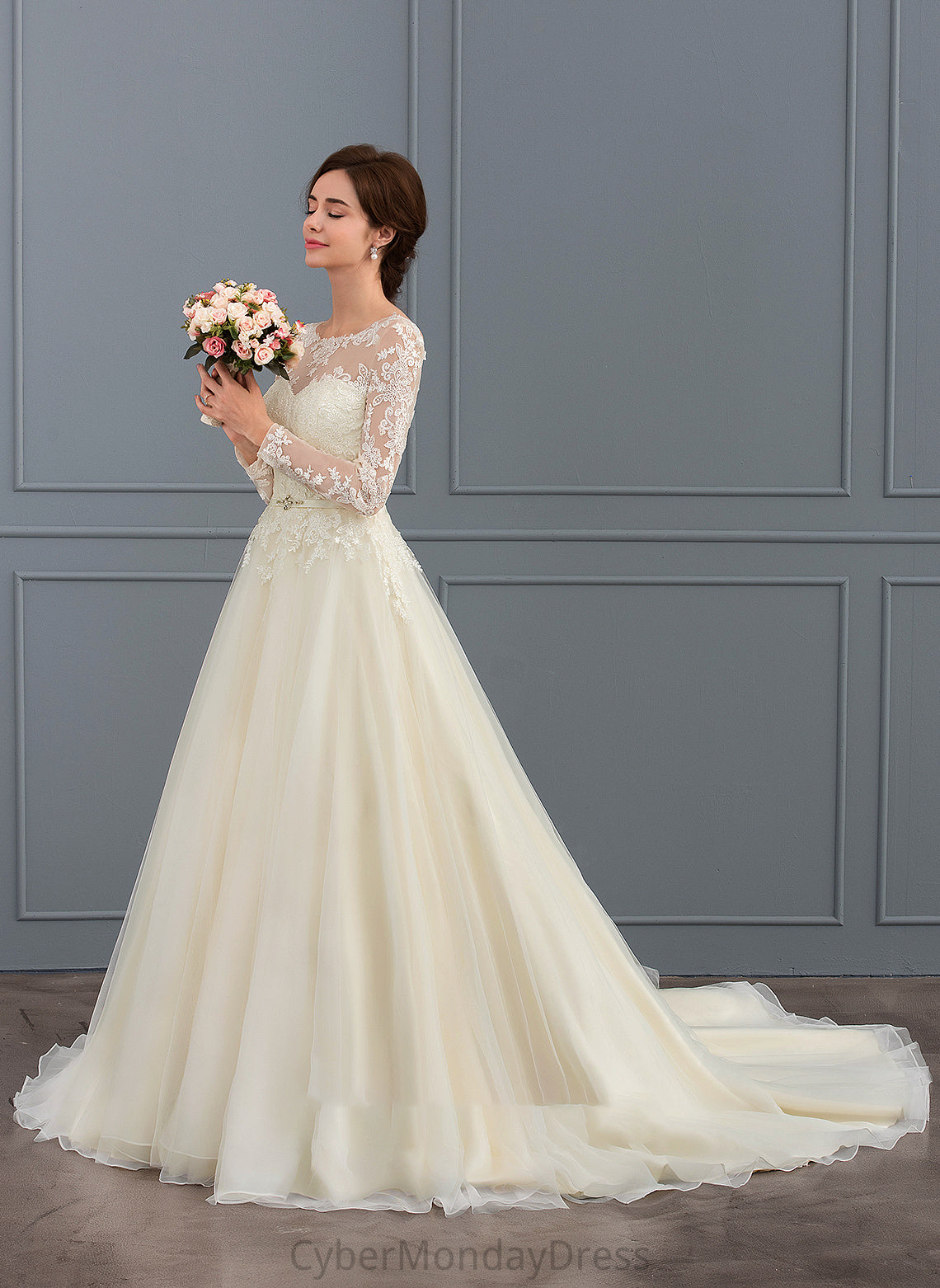 Ball-Gown/Princess With Dress Wedding Lace Olga Train Sequins Illusion Beading Tulle Wedding Dresses Court