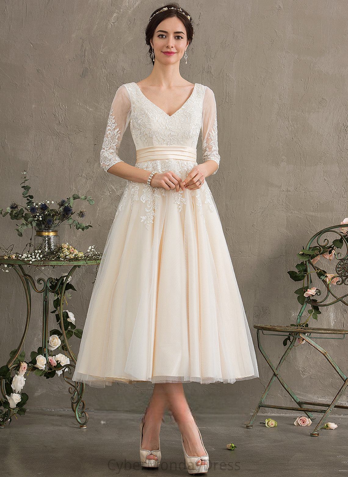 Ball-Gown/Princess Tulle Wedding Dress Kayden Tea-Length Lace Wedding Dresses V-neck