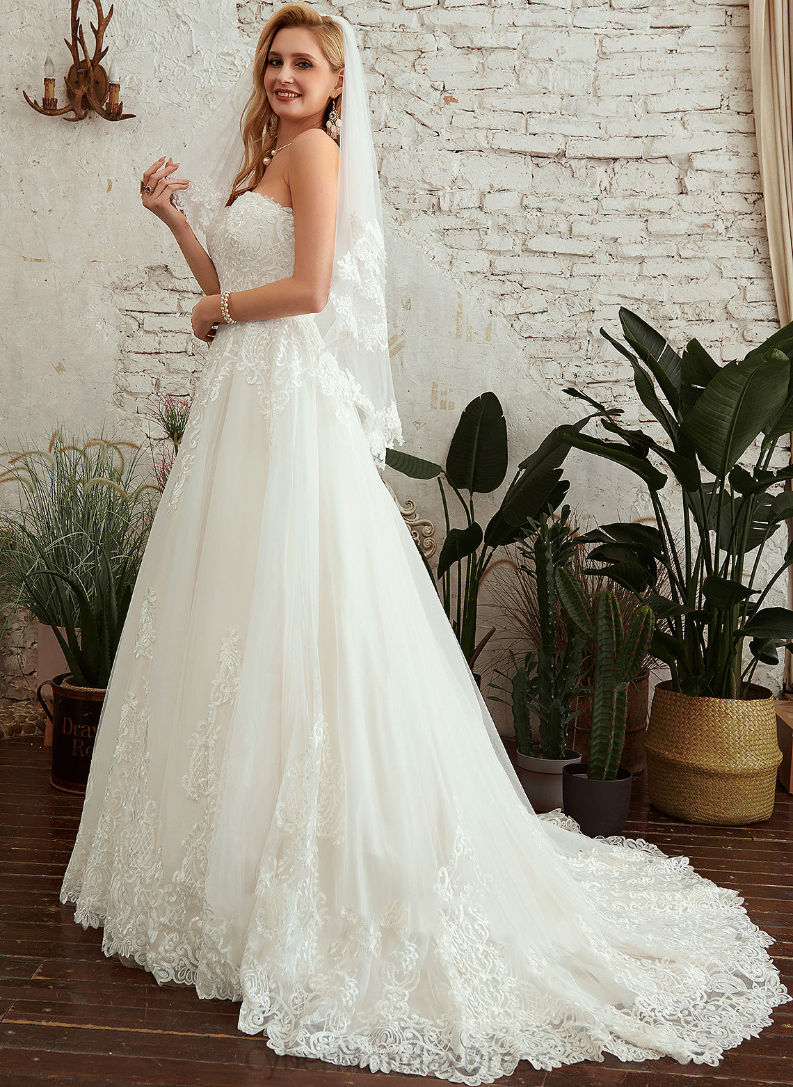 Dress Tulle Wedding Dresses With Lace Sariah Train Wedding A-Line Court Sweetheart