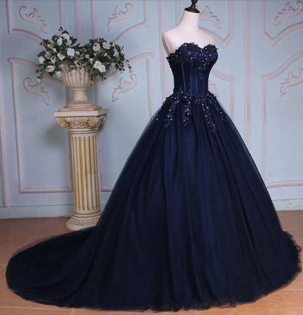 Navy Blue Ball Gown Court Train Sweetheart Strapless Lace Up Beading Prom Dresses