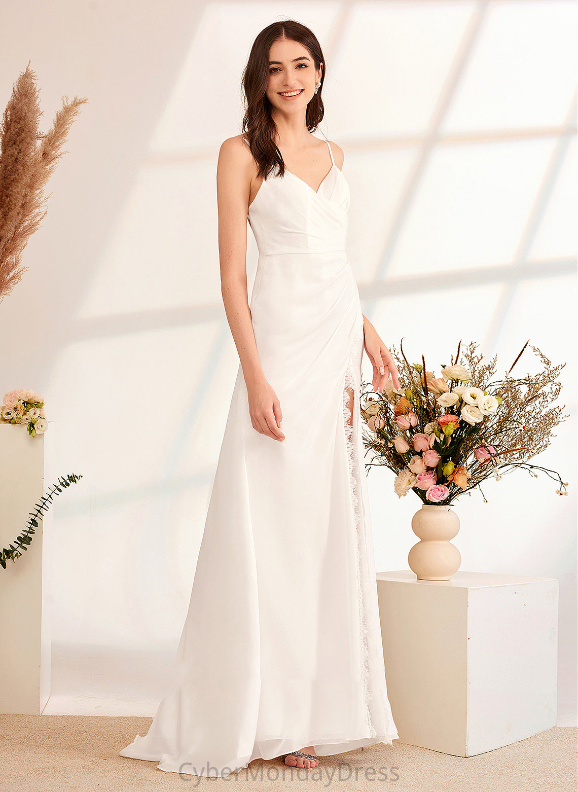 Dress Bow(s) A-Line Lace Wedding Dresses V-neck Sweep Train Front Wedding Split With Gisselle