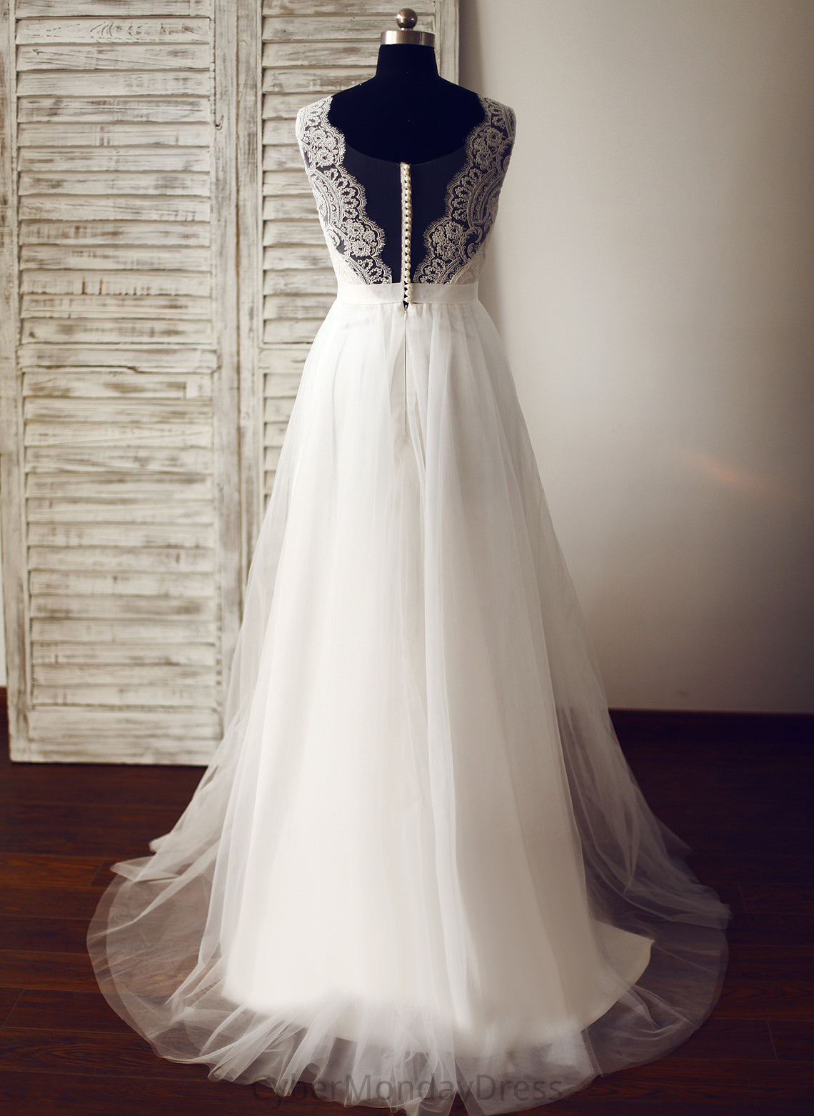 A-Line Lace Dress Wedding Haven Tulle V-neck Wedding Dresses Train Sweep