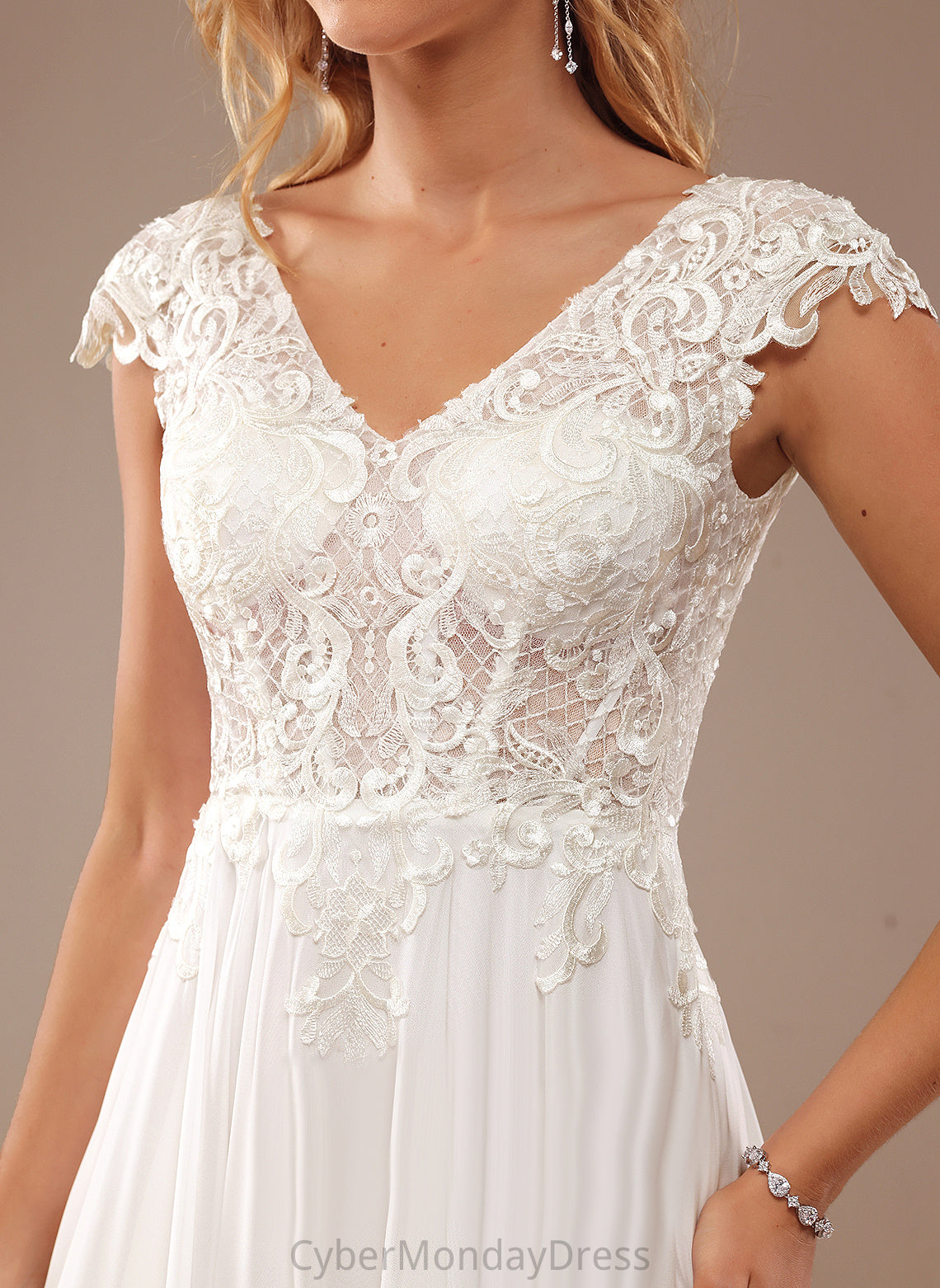 Wedding Dresses Wedding Dress With Train Nicky Lace A-Line V-neck Lace Sweep Chiffon