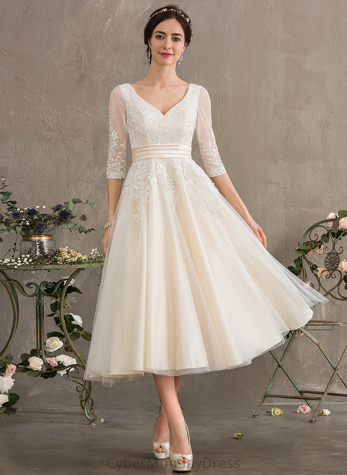 Ball-Gown/Princess Tulle Wedding Dress Kayden Tea-Length Lace Wedding Dresses V-neck