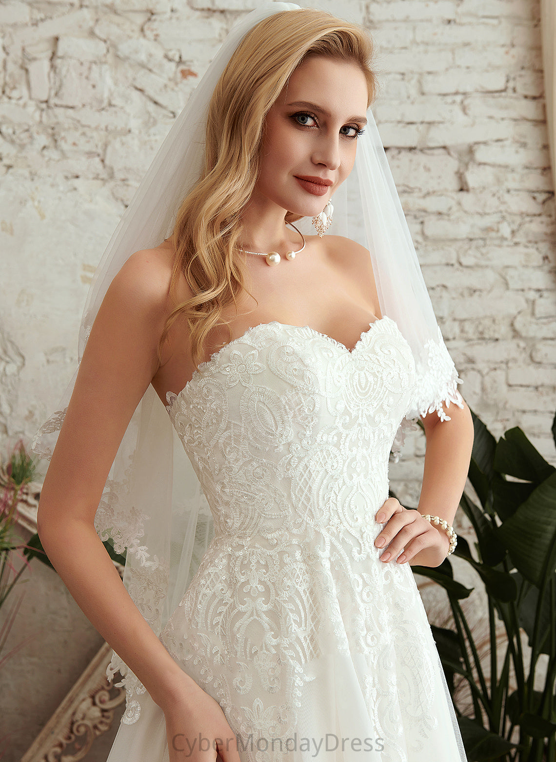 Dress Tulle Wedding Dresses With Lace Sariah Train Wedding A-Line Court Sweetheart