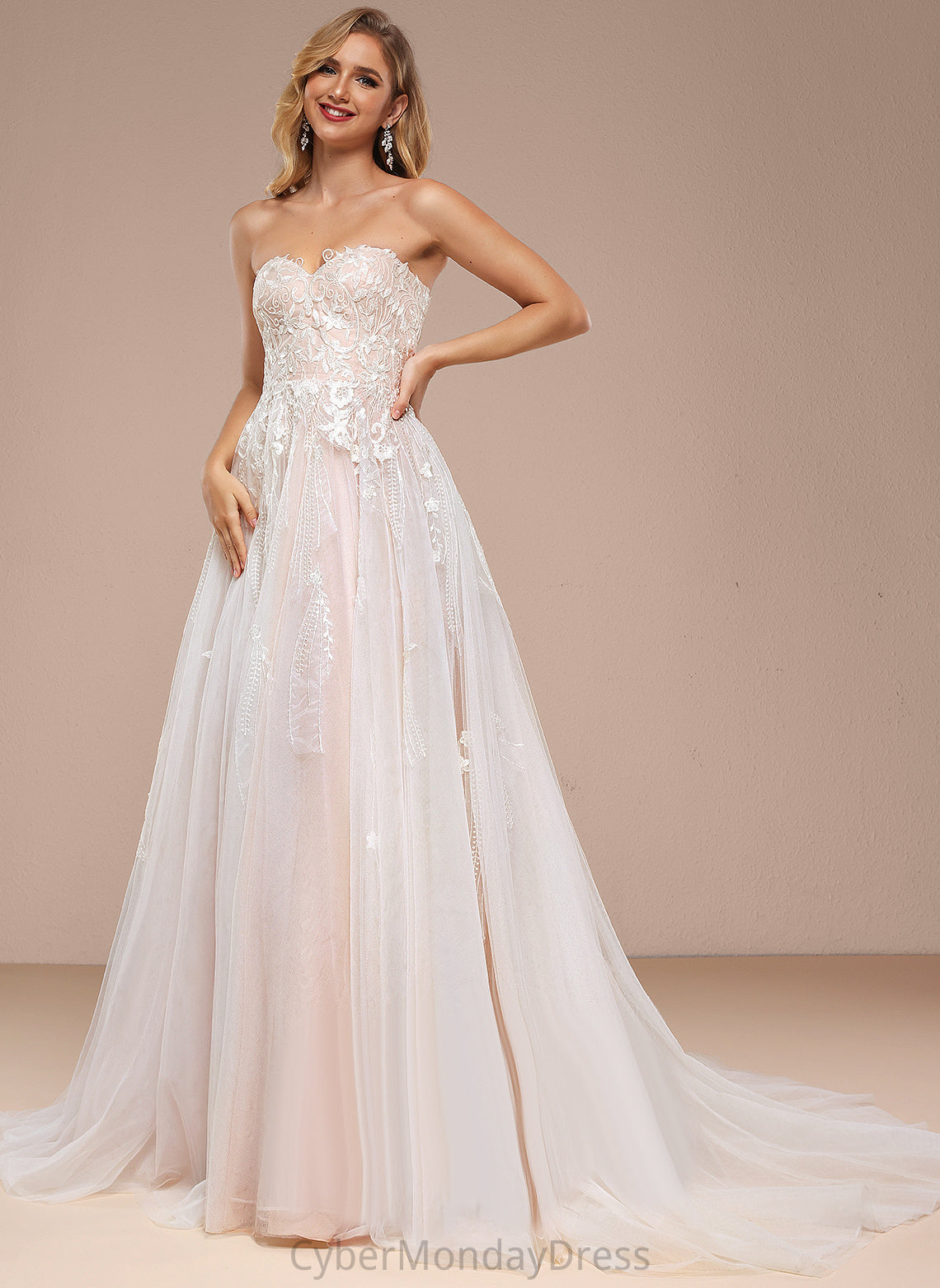 Ball-Gown/Princess Lace Dress Wedding Dresses Wedding Sequins Sweetheart Off-the-Shoulder Tulle With Ruffle Train Aleah Court