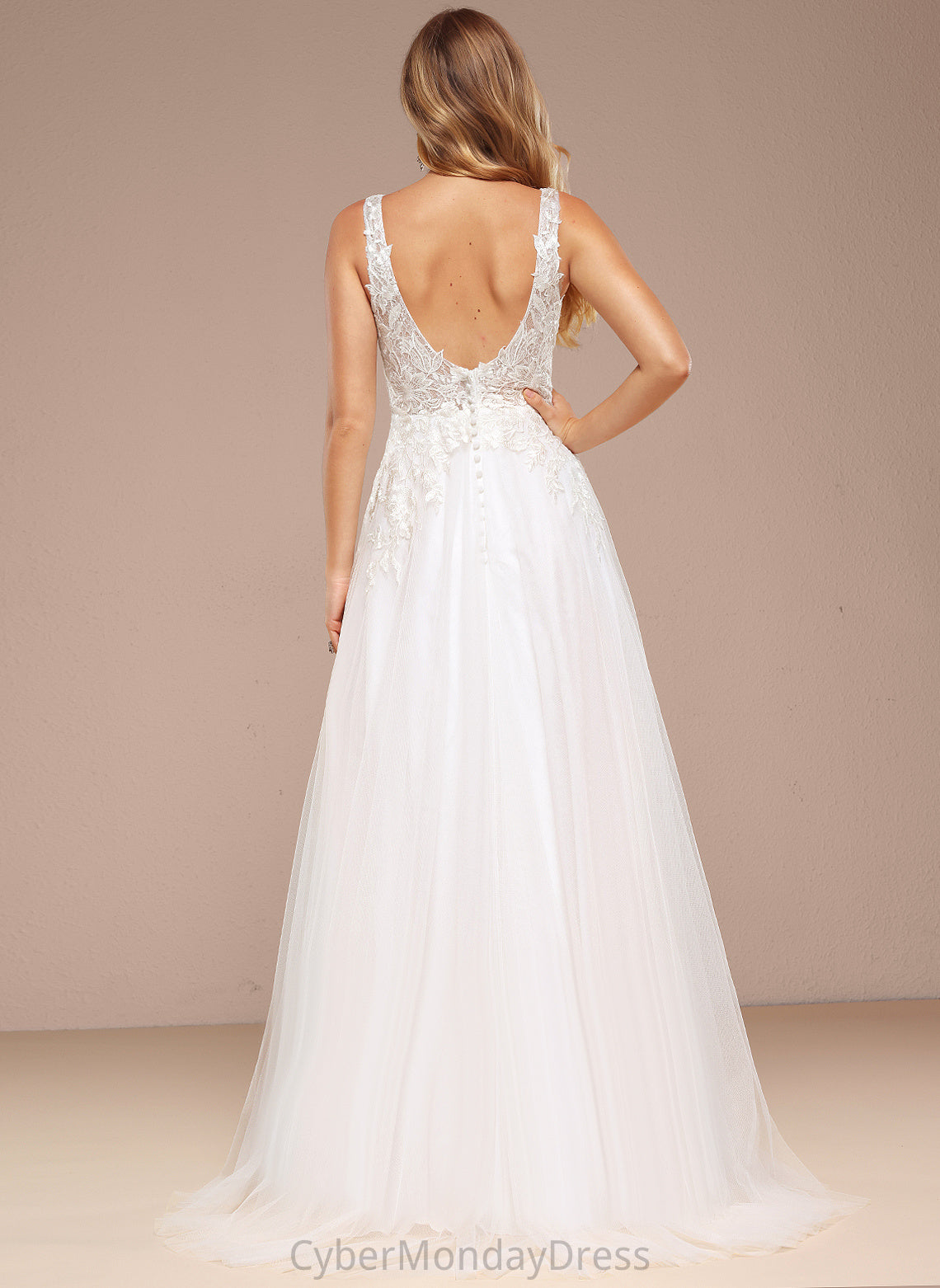 V-neck Sequins Tulle Wedding Dress Lace Train Wedding Dresses With A-Line Mariana Sweep