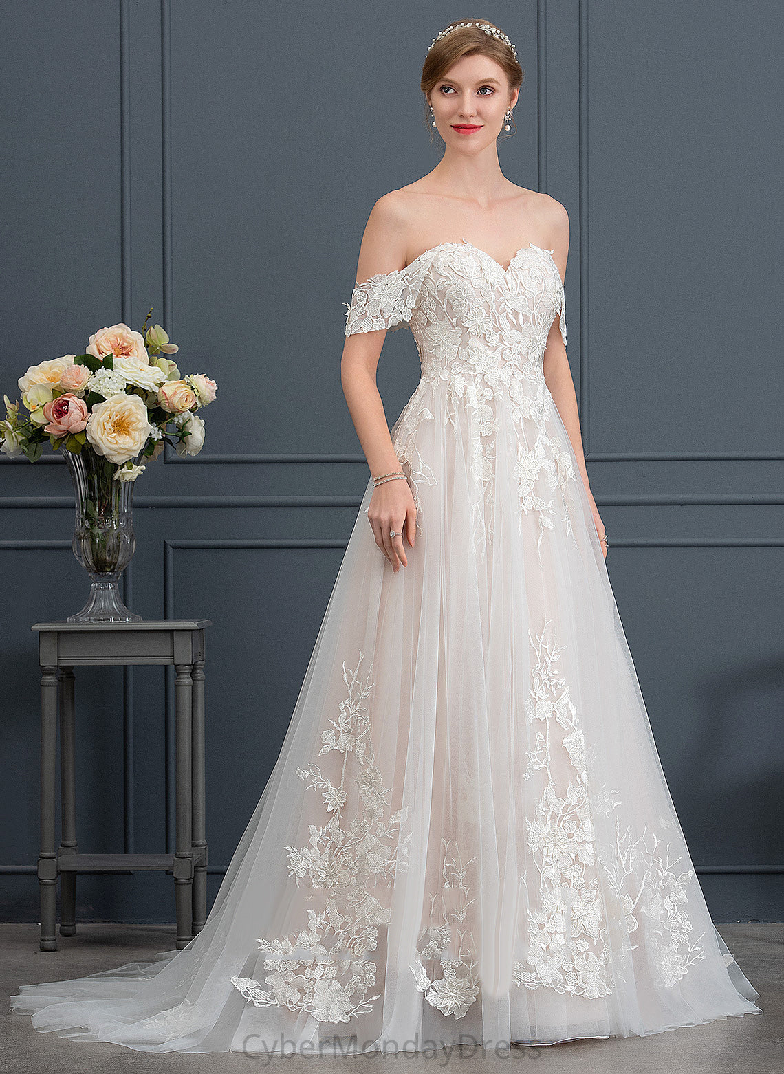 Wedding Dress Sweetheart Sweep Diamond Ball-Gown/Princess Tulle Lace Train Wedding Dresses