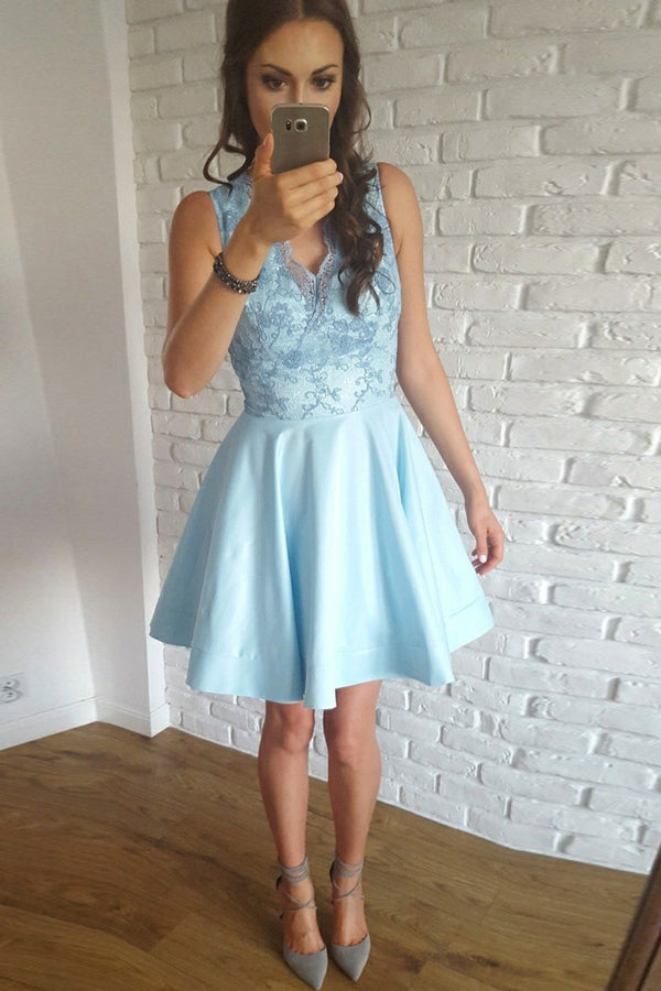 Blue V Neck Sleeveless Appliques Short Homecoming Dresses